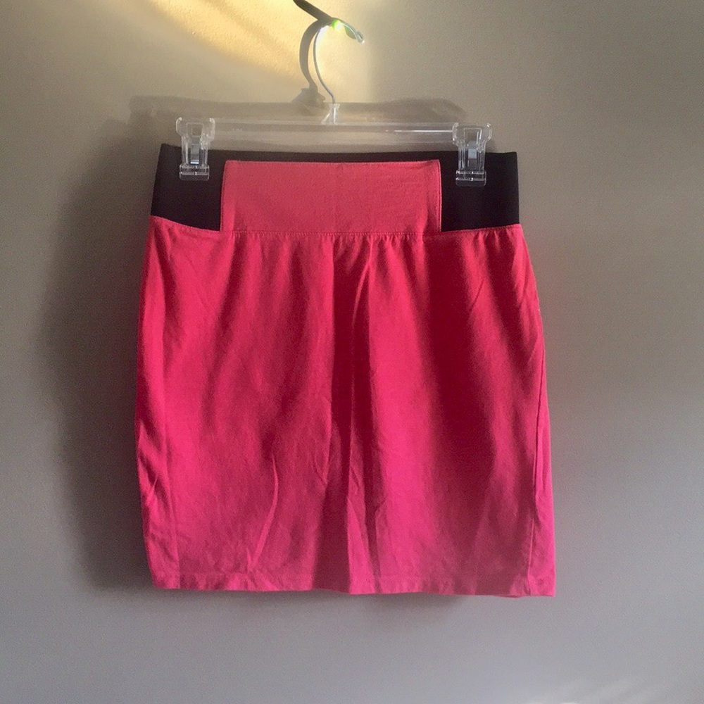 Form fitting pink skirt